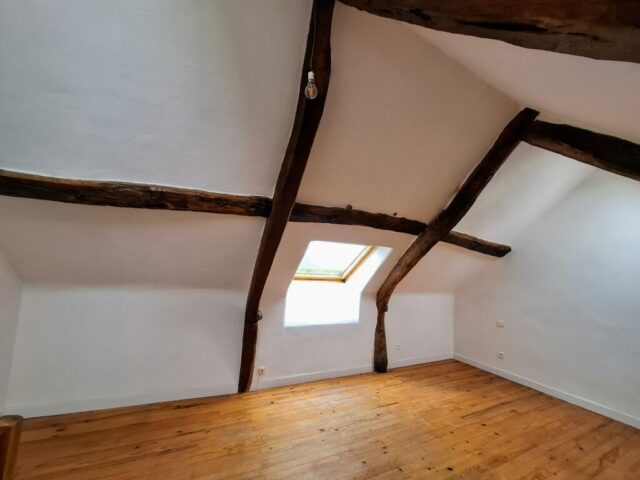 Détail Velux et isolation Chambre2